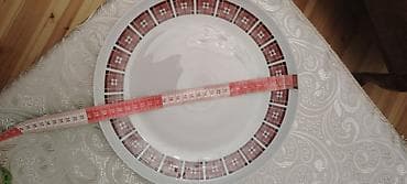1 блюдо и 12 тарелок — 4