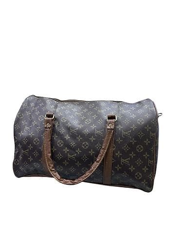 Bu çanta yalnız görünüşü ilə seçilmir gündəlik rahatlığını