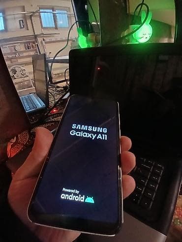 Видеоигры и приставки: Samsung Galaxy A11, цвет - Белый, Отпечаток пальца — 5