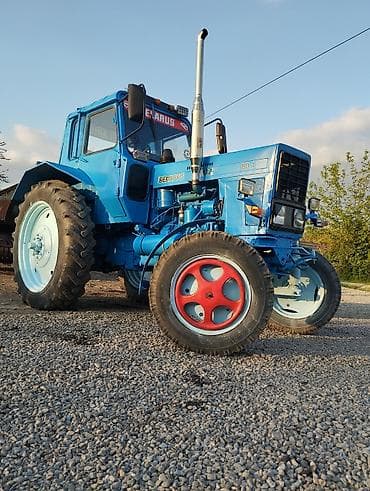 MTZ Belarus 80.1 traktor - Model: MTZ Belarus 80.1 (etiketlər