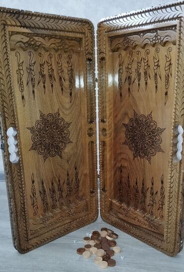 Taxta oymalı nərd dəsti - Material: tam ağac (təbii ağac teksturası)