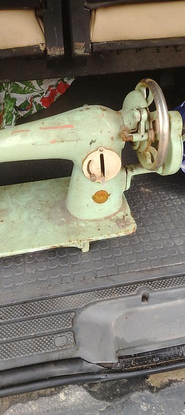 qedimi pullar: Məhsul: Mexaniki toxuculuq/saplama maşını (sənaye tipli, qol — 1