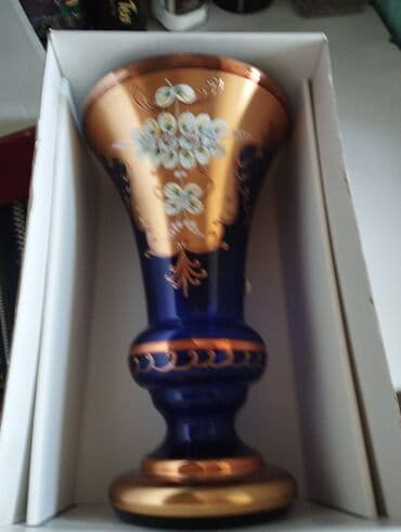 стекло: Ваза красатуля
Чешское стекло
бренд "Vaclav" — 1