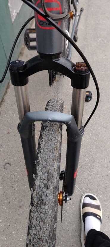 26 lıq velosipedlər: Yeni Dağ velosipedi Crolan, 29", sürətlərin sayı: 27 — 5