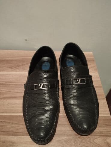 hündür kişi mokasinləri: Tam deridir.43 ölçü — 2