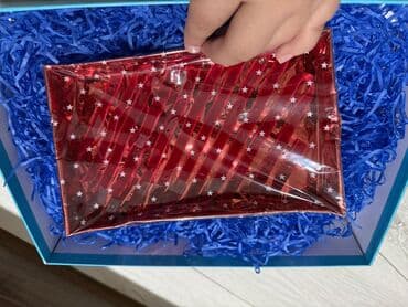 hicablı qız və oğlan şəkilləri: Xonça və nişan dəsti - Zərif dekorlu xonça: güllü kompozisiya, muncuq — 17