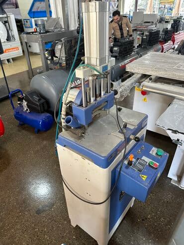 pvc avadanliq: Çift kafalı kəpənək yeri açma makinası
Türkiyə istehsalı — 3