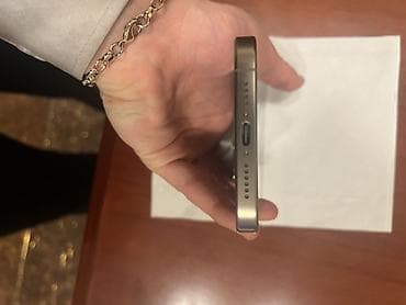 ayfon 8 plus 128 gb: IPhone 15 Pro Max, 256 GB, Gümüşü, Face ID — 6