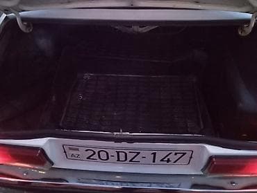 lada 011: VAZ 2107, sedan, ağ rəng. - 4 qapı, arxa ötürücülü klassik kuzov - — 7