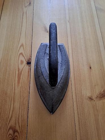 paravoy ütü: Demir utu 25 manat — 1