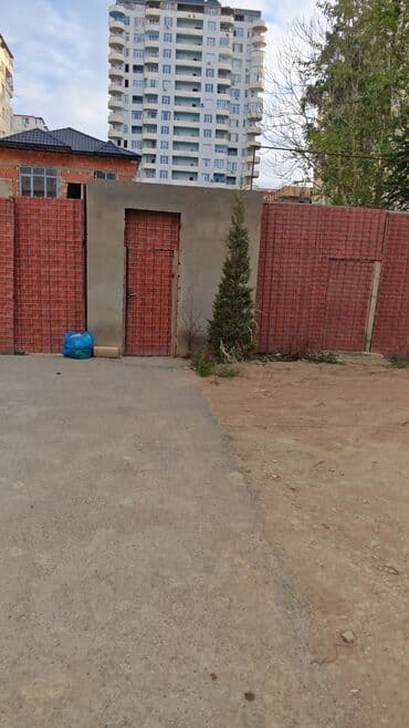 kirayə verilir: 140 kv. m, 4 otaqlı, Qaz, İşıq, Su — 10