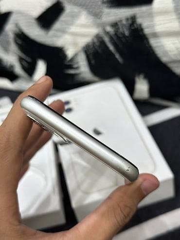 samsung a80 satilir: IPhone 11, 128 GB, Ağ, Face ID — 4