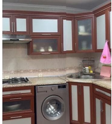 Metbex mebeli ustunde Qaz moyka aspirator 250 AZN.teqrıbı 3.50 m — 1