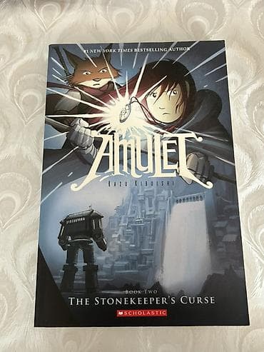 manqa: Məhsul: Amulet – The Stonekeeper’s Curse (Book Two) ingilis dilinde — 1