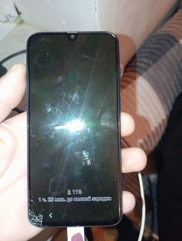 Samsung Galaxy A40, rəng - Mavi, Qırıq