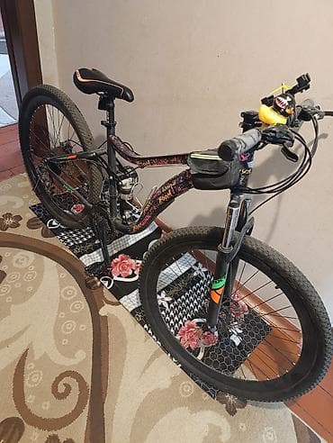 velosiped 29 satilir: Dağ velosipedi – 29” təkərli, ön amortizatorlu Xüsusiyyətlər: - 29 — 4