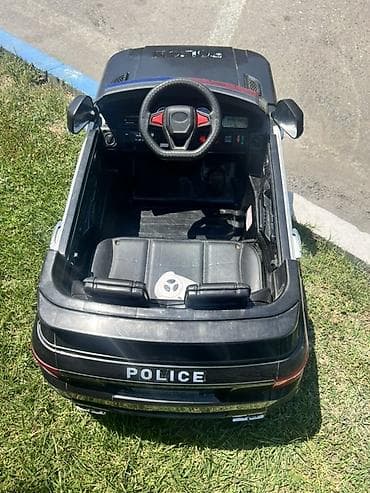 uşaq vannasi: Uşaq üçün elektrikli polis maşını - Korpus: qara-ağ rəngdə, “POLICE” — 3