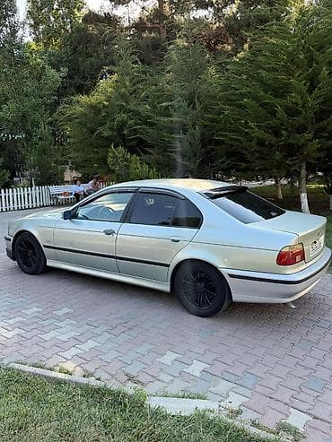 avto aksesuar kredit: BMW 5 series: 2.5 l | 1996 il Sedan — 5