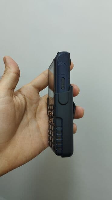 Nokia: Model: SQ8700s düyməli telefon Təsvir: - Kompakt, möhkəm korpuslu — 2