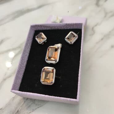 Dəstə daxildir: Üzük, Sırğa, Kulon, Gümüş, 925 Əyar