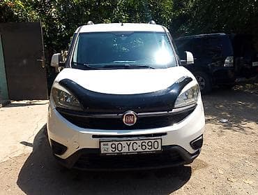 Fiat Doblo: 1.3 l | 2016 il 351472 km Van/Minivan