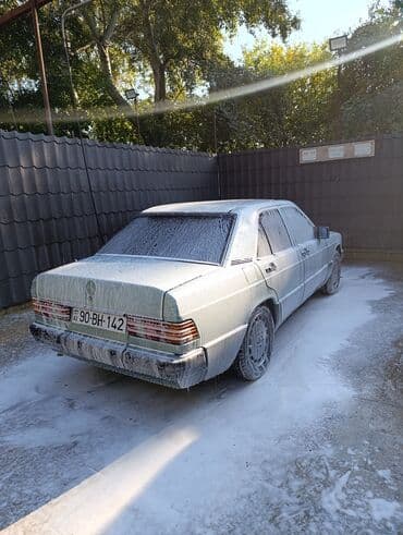 mini avtomobil: Mercedes-Benz 190: 2 l | 1991 il Universal — 5