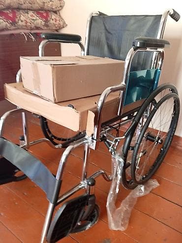tibb geyimi: Təkərli arabə – yüngül və rahat idarə olunan model - Möhkəm — 2