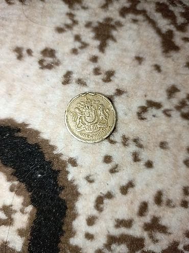 1 Funt sterlinq, 1983 il