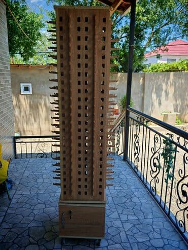 işlənmiş vitrinlər: Taxtadan hazırlanmış, eynəkləri səliqəli şəkildə saxlamaq üçün nəzərdə — 3