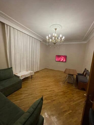 20 yanvarda 2 otaqli evler: Gənclik metrosunun yaxınlığında Ayna sultanova heykəlinə yaxin 16 — 1