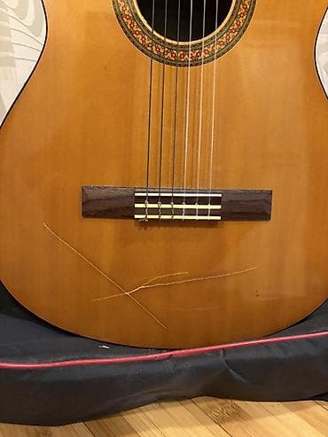 Klassik gitara, Yamaha, İşlənmiş, Ünvandan götürmə — 2