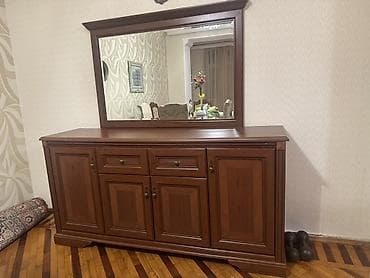 dolab ofis: Klassik üslubda, güzgülü bufet-konsol dəsti. Komplekt: güzgü + alt — 1