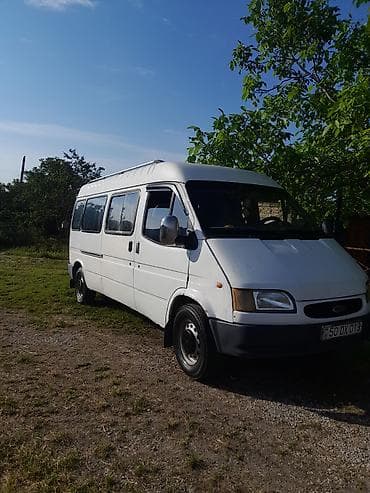 m50 i moti: Ford Transit: 2.5 l | Mikroavtobus — 3