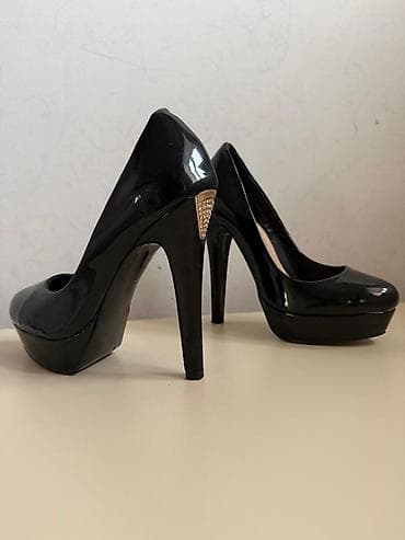 Kişi geyimləri: Ölçü: 36, rəng - Qara, İşlənmiş — 1