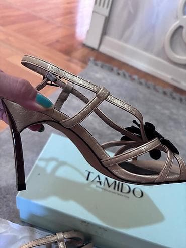 Basanoşka və səndəllər: Ölçü: 38, Yeni — 8