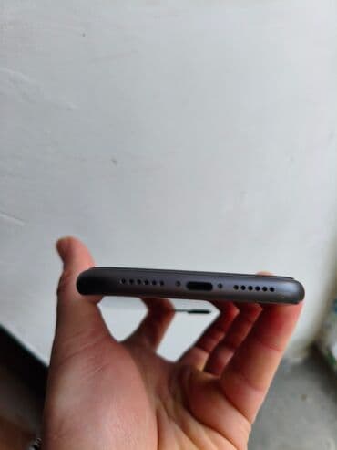 Fiat: IPhone 11, Qara, Face ID — 3