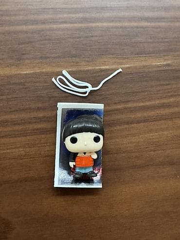 Stranger Things temalı mini fiqur asqısı - Brend üslubunda çibi/mini