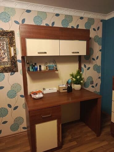 Funksional dizaynı ilə yazı masası təqdim olunur. Bu masa dərslər, oxu lalafo.az -da Funksional dizaynı ilə yazı masası təqdim olunur. Bu masa dərslər, oxu