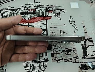 dubayski iphone 13 pro max: IPhone 15 Pro, Gümüşü — 4