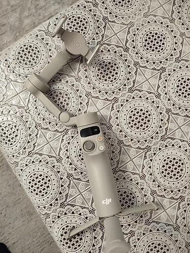 DJI OM seriyalı smartfon stabilizatoru (gimbal) - 3 oxlu elektron