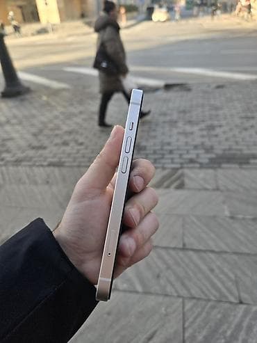 iphone s4: IPhone 13, 128 GB, Ağ, Barmaq izi, Simsiz şarj, Face ID — 3