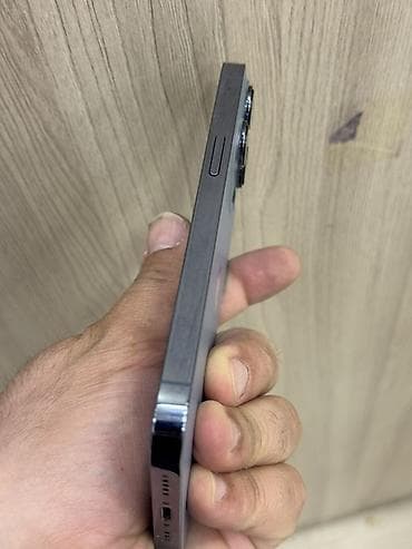 13 pro black: IPhone 13 Pro, 128 GB, Sierra Blue, Face ID — 6