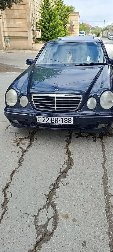 padpres satisi: Mercedes-Benz E 240: 2.4 l | Sedan — 3