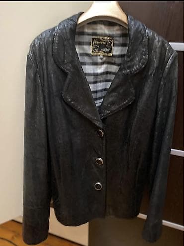 Qadın dəri gödəkcə - Rəng: qara - Material: dəri effekti olan parça