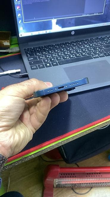 google pixel 6 pro: IPhone 13, 128 GB — 7