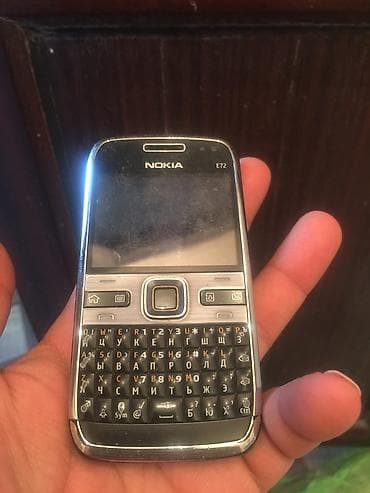 Nokia E72, rəng - Boz