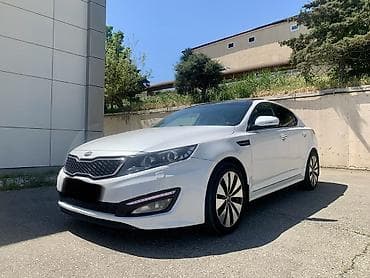 kia k7: Kia Optima: 2.4 l | 2012 il Sedan — 2