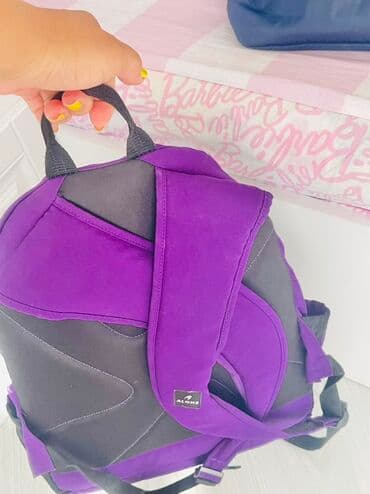 купить бу чемодан: Bənövşəyi rəngdə, bir əsas bölməsi olan bu funksional bel çantası — 2