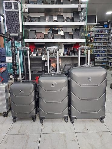 Sərt korpuslu səyahət çamadan dəsti – 3 ölçü - Rəng: boz/metallik - lalafo.az -da Sərt korpuslu səyahət çamadan dəsti – 3 ölçü - Rəng: boz/metallik -