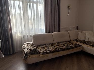 kreditle kunc divan: Künc divan, Parça — 1